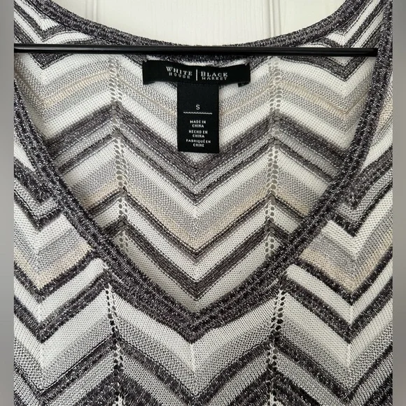 WHBM knit top small - Picture 2 of 4